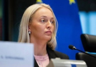 angelika melnikova