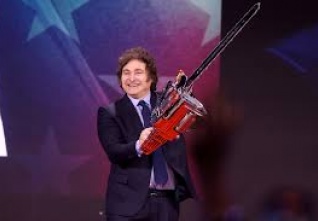 milei pila.jpeg
