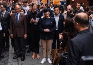 pekarová taiwan twitter